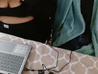 kiiinkycouple1 webcam model stream image
