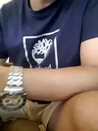 hadidos webcam model stream image