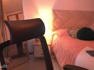 Marie Jonnes webcam model stream image