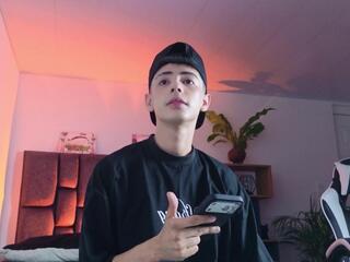 Sebastiian Reed webcam model stream image