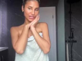 aniishaa webcam model stream image