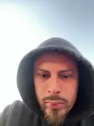 PuttieIn webcam model stream image