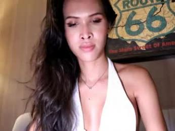 bee_thai webcam chaturbate model stream image