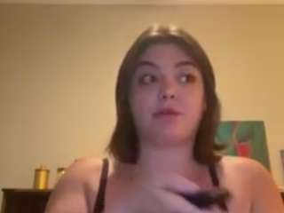 prettypampered webcam model stream image