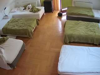 voyeurcam-julmodels-bed-6 webcam model stream image