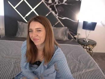 GoldenLacee webcam model stream image