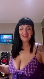 Wildrousse webcam model stream image