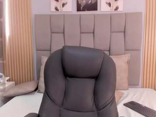 valery-cooper8 webcam model stream image