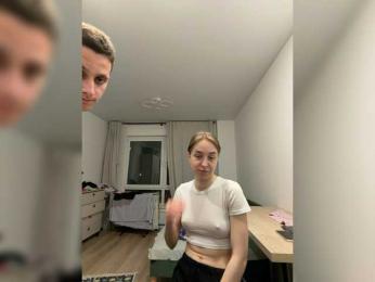 BigLove11 webcam model stream image