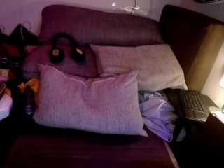 partyboii92 webcam model stream image