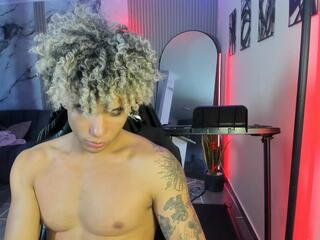 Arthur Stonee webcam model stream image