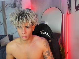 Arthur Stonee webcam model stream image