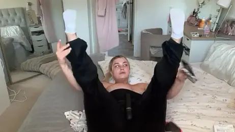 blairbella webcam stripchat model stream image