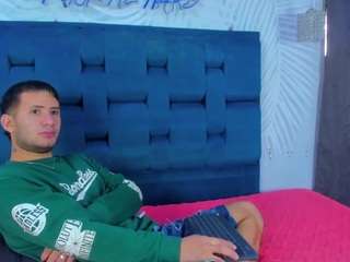 cute-menssex webcam model stream image