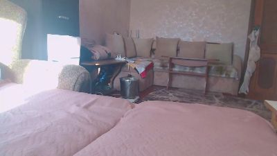 AmyAugust webcam model stream image
