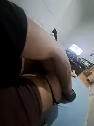 Cravosouza webcam model stream image
