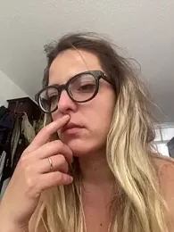 dolcehelena993 webcam model stream image