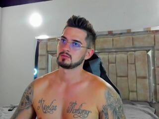 Ashton Muller webcam model stream image