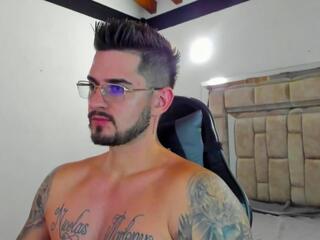 Ashton Muller webcam model stream image