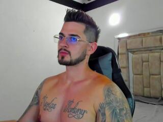 Ashton Muller webcam model stream image