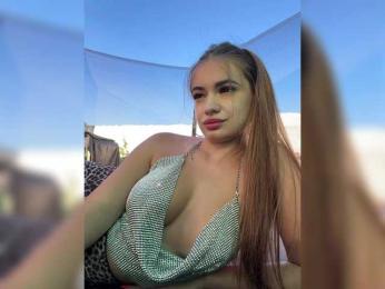------_ webcam bongacams model stream image