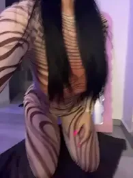 kamila_french webcam stripchat model stream image