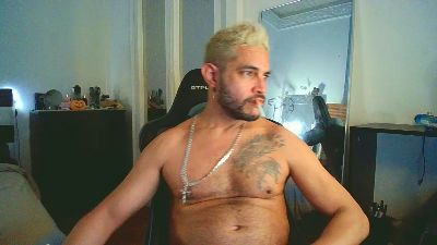MickBCN01 webcam model stream image