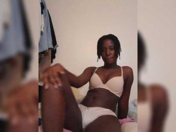 Pinky23a webcam model stream image