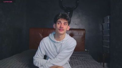 danielhotttie webcam model stream image