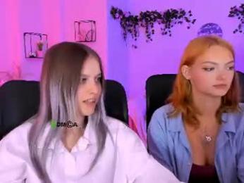lia_dream_ webcam model stream image
