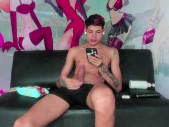 AmazingGroupHot69 webcam bongacams model stream image