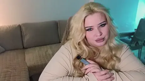 EllsaJean_ webcam model stream image