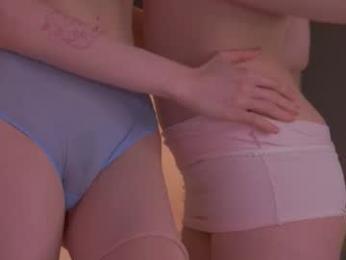 divine_lights webcam model stream image