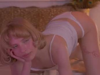 divine_lights webcam model stream image