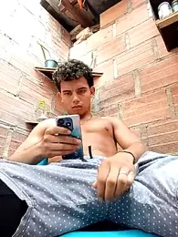 alex_candela webcam model stream image