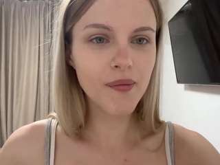 denissetinnin webcam camsoda model stream image