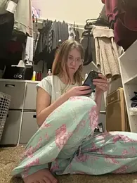 Riley_ray69 webcam model stream image