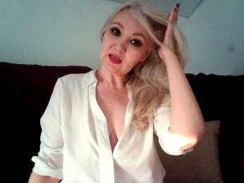 YaNellyaY webcam model stream image