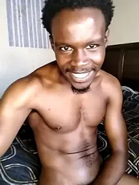 donchico0 webcam model stream image