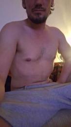 Laminate36 webcam model stream image