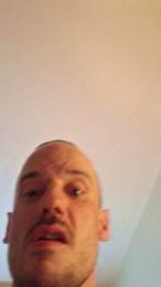 Laminate36 webcam model stream image