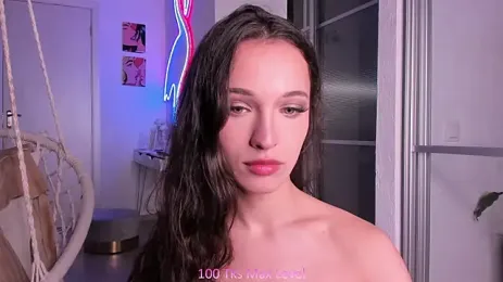 InnocentEvee webcam model stream image