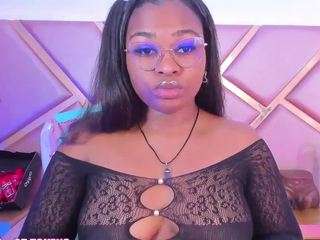 sophiiesinclair webcam camsoda model stream image