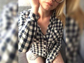 VALEARE webcam model stream image