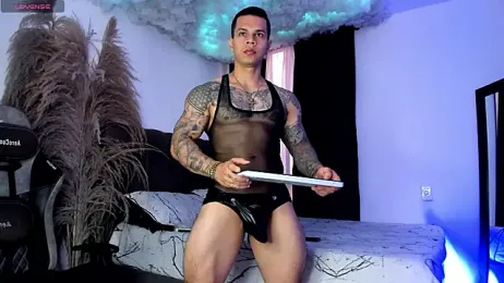 Aron_Dark webcam model stream image