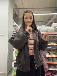 your_babymila webcam model stream image