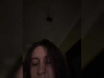 Limonchikkk webcam model stream image