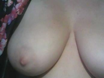 margosh-364 webcam bongacams model stream image