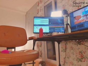 katiemorein webcam model stream image