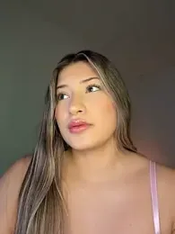 VioletaSanchez24 webcam model stream image